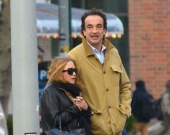 Мэри-Кейт Олсен и Оливье Саркози на прогулке