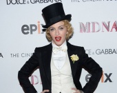 Мадонна презентовала фильм о своем туре