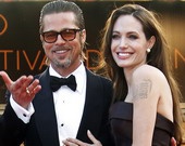 Анджелина Джоли и Брэд Питт усыновили четвертого ребенка