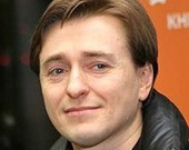 Сергей Безруков прокомментировал новости о своей измене