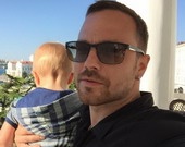 Алексей Чадов отдыхает с сыном в Крыму