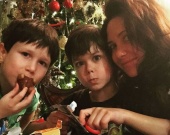 Екатерина Климова показала смешное совместное фото с детьми