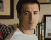 Артур Смольянинов: "У меня было две дороги: или в актеры или в тюрьму" Артур Смольянинов: "У меня было две дороги: или в актеры или в тюрьму"