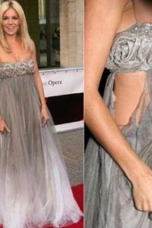 Шикарное платье от Marchesa, предало Сиенну Миллер, порвавшись в самый ответственный момент.