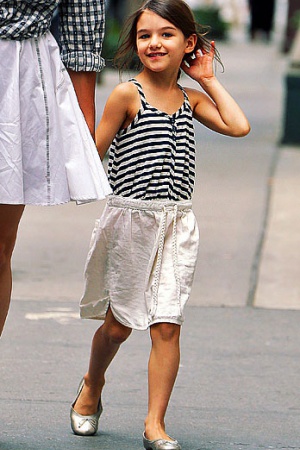 Сури Круз, дочь Тома Круза и Кэти Холмс