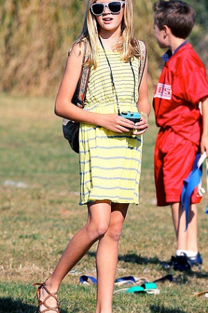 Ава Уизерспун, дочь Риз Уизерспун