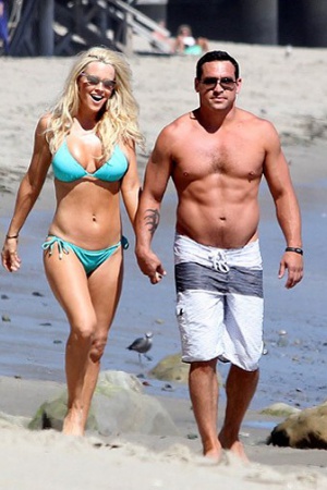 Дженни МакКарти Дженни МакКарти