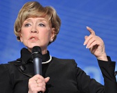 Вера Алентова удостоена ордена "За заслуги перед отечеством" Вера Алентова удостоена ордена "За заслуги перед отечеством"