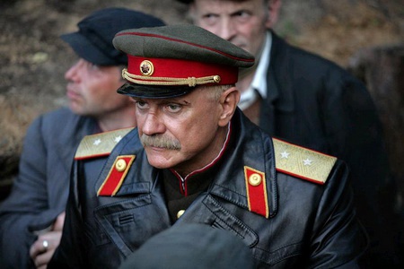 1. "Утомленные солнцем 2: Цитадель". Режиссер: Никита Михалков Бюджет: $26 млн (совокупный бюджет двух частей — $52 млн) Сборы во всех странах проката: $1,6 млн Год выхода на экран: 2011 Продюсеры: Никита Михалков, Леонид Верещагин 1. "Утомленные солнцем 2: Цитадель". Режиссер: Никита Михалков Бюджет: $26 млн (совокупный бюджет двух частей — $52 млн) Сборы во всех странах проката: $1,6 млн Год выхода на экран: 2011 Продюсеры: Никита Михалков, Леонид Верещагин