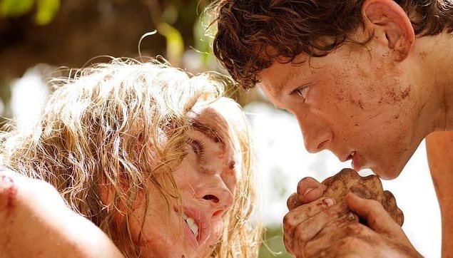 Триллер "<a href="http://kinoafisha.ua/films/nevozmojnoe">Невозможное</a> ". Фильм о событиях, разворачивающихся на фоне цунами в 2004-м году. Мария и Генри отправляются на зимние каникулы в Таиланд вместе со своими   сыновьями. Во время их отпуска начина Триллер "<a href="http://kinoafisha.ua/films/nevozmojnoe">Невозможное</a> ". Фильм о событиях, разворачивающихся на фоне цунами в 2004-м году. Мария и Генри отправляются на зимние каникулы в Таиланд вместе со своими   сыновьями. Во время их отпуска начина