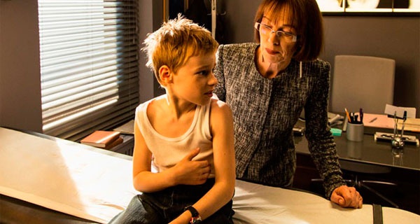 "Молодой и удивительный Спивет" стал для режиссера первым опытом применения 3D. Последняя лента француза Жёне вышла четыре года назад. Новая картина снималась на английской языке в Канаде. Во Франции премьера фильма "Молодой и удивительный Спивет" назначе "Молодой и удивительный Спивет" стал для режиссера первым опытом применения 3D. Последняя лента француза Жёне вышла четыре года назад. Новая картина снималась на английской языке в Канаде. Во Франции премьера фильма "Молодой и удивительный Спивет" назначе