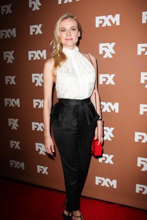 Дайан Крюгер: "Дакота Фэннинг. Я считаю, что она просто восхитительная актриса. И она очень дружелюбная и добрая".