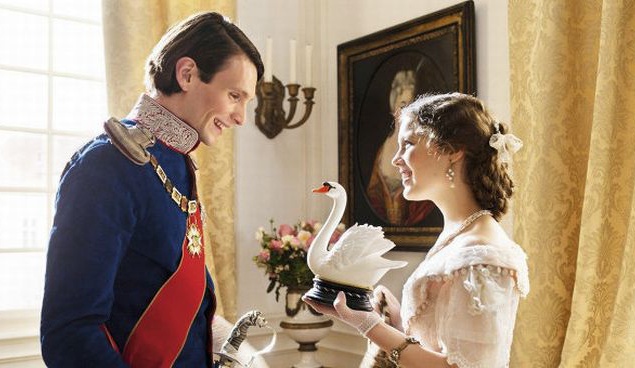 Мелодрама "<a href="http://kinoafisha.ua/films/luadvig-bavarskii">Людвиг Баварский</a>". Баварский король Людвиг II стал легендой еще при жизни. Тонкий любитель искусства, знаток музыки и архитектуры, возвышенный юноша… Да, трудно представить себе менее п