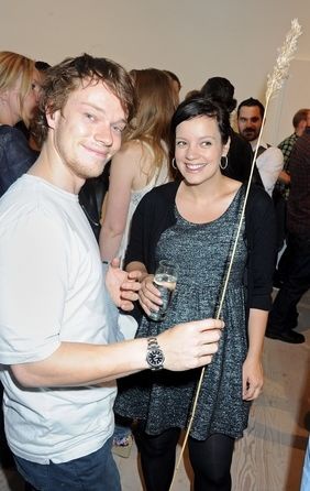 Алфи – брат известной певицы Лили Аллен