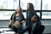 Озброєні та небезпечні