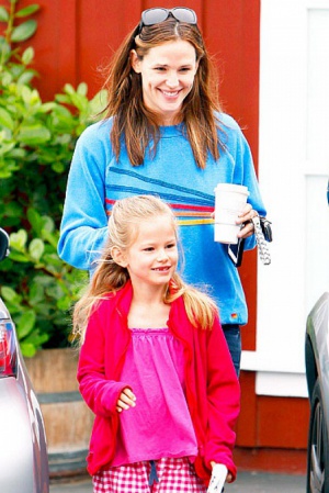 Дженнифер Гарнер и Вайолет