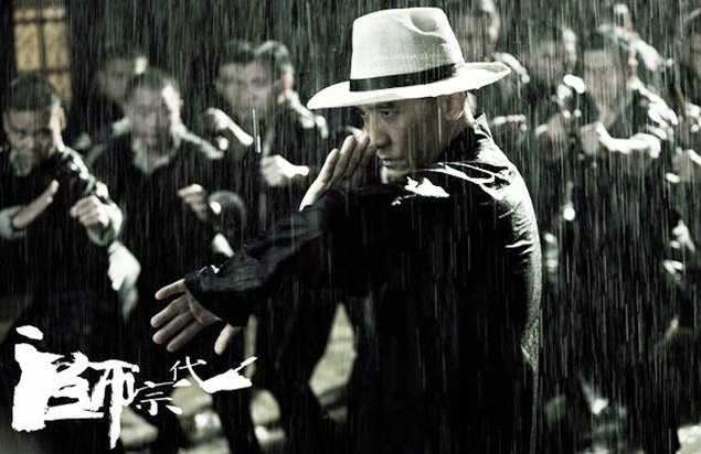 Боевик "<a href="http://kinoafisha.ua/films/velikie-mastera">Великие мастера</a>". Фильм-биография о жизни самого известного в мире преподавателя восточных боевых искусств, который был учителем легендарного Брюса Ли. Боевик "<a href="http://kinoafisha.ua/films/velikie-mastera">Великие мастера</a>". Фильм-биография о жизни самого известного в мире преподавателя восточных боевых искусств, который был учителем легендарного Брюса Ли.