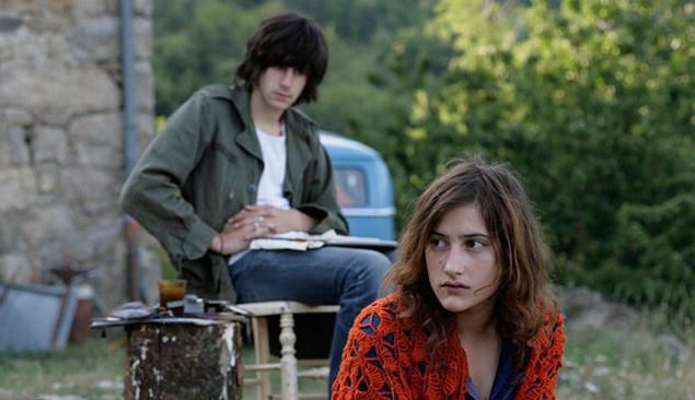 Французская драма "<a href="http://kinoafisha.ua/films/cto-to-v-vozduhe">Что-то в воздухе</a>". На дворе 1971 год. На улицах Парижа выступают юные бунтари, устраивающие демонстрации в защиту арестованных студентов и расписывающие стены дерзкими лозунгами. Французская драма "<a href="http://kinoafisha.ua/films/cto-to-v-vozduhe">Что-то в воздухе</a>". На дворе 1971 год. На улицах Парижа выступают юные бунтари, устраивающие демонстрации в защиту арестованных студентов и расписывающие стены дерзкими лозунгами.