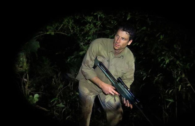 Триллер "Джунгли". Исследователи отправляются в Джунгли Индонезии, чтобы снять на видео редких пятнистых леопардов, которые занесены в Красную книгу. В процессе экспедиции, ученые забираются глубоко в джунгли, где сталкиваются с хищником, неизвестный до э Триллер "Джунгли". Исследователи отправляются в Джунгли Индонезии, чтобы снять на видео редких пятнистых леопардов, которые занесены в Красную книгу. В процессе экспедиции, ученые забираются глубоко в джунгли, где сталкиваются с хищником, неизвестный до э