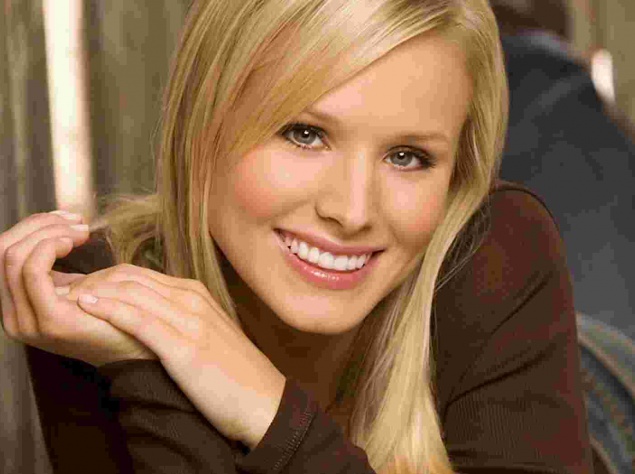 Кристен Белл: Как здорово, что эту неконституционную поправку отменили. Дэкс, ты выйдешь за меня (актриса подколола своего мужа Дэкса Шепарда, которому долгое время приписывали нетрадиционную ориентацию).