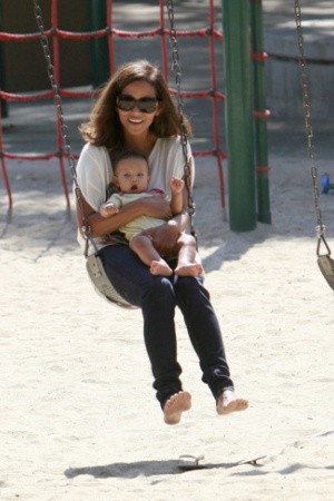 Холли Берри