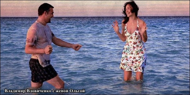 5. Владимир родился в простой и небогатой семье, поэтому с 15-лет мальчику приходилось зарабатывать деньги самому. Так, в столь юном возрасте Вдовиченков занимался забиванием кроликов, а также благодаря этому непростому делу вместе с другими бойщиками пил