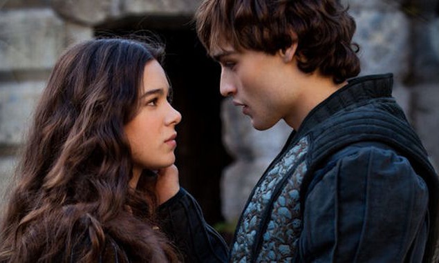 Мелодрама "Ромео и Джульетта" - современная интерпретация знаменитой пьесы. В фильме обыграны вкусы и привычки современной молодежи, их видение окружающего мира.