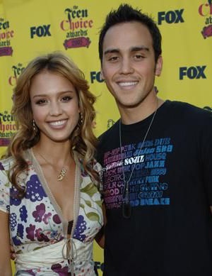 Джессика Альба с младшим братом Джошуа