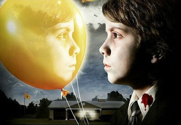 Триллер-фэнтези "Дом забытых вещей". Таинственная история вращается вокруг мальчика, с которым когда-то произошло ужасающее событие. Главному герою предстоит раскрыть тайну, как этот мальчик связан с его супругой и что же произошло с ним на самом деле.