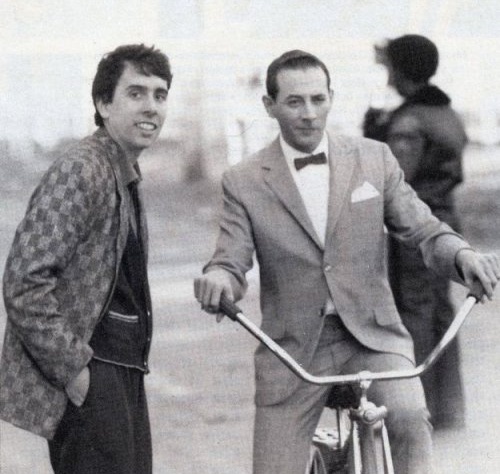 Большое приключение Пи-Ви (1985) Тим Бартон и Пол Рубенс Большое приключение Пи-Ви (1985) Тим Бартон и Пол Рубенс