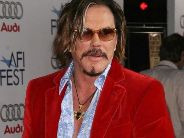 Микки Рурк - умирал 19 раз. Отходная молитва; Бойцовая рыбка; Красавчик Джонни; Убийство в чужом городе; Железный человек 2; Однажды в Мексике: Отчаянный 2; Город грехов; Киллер; Игры страсти; Война Богов: Бессмертные; Колония; Франциск; Белые пески; Пуля Микки Рурк - умирал 19 раз. Отходная молитва; Бойцовая рыбка; Красавчик Джонни; Убийство в чужом городе; Железный человек 2; Однажды в Мексике: Отчаянный 2; Город грехов; Киллер; Игры страсти; Война Богов: Бессмертные; Колония; Франциск; Белые пески; Пуля