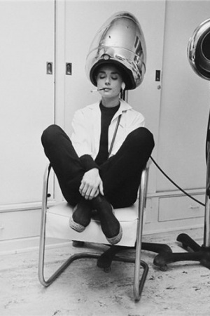 Одри Хепберн в парикмахерской