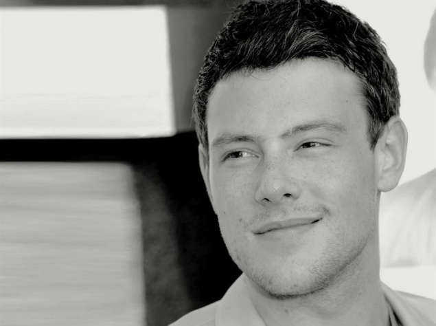 Кори Монтейт (1982-2013), американский телеактер Кори Монтейт (1982-2013), американский телеактер