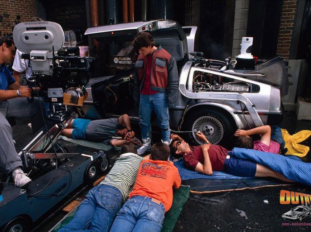 Назад в будущее Назад в будущее