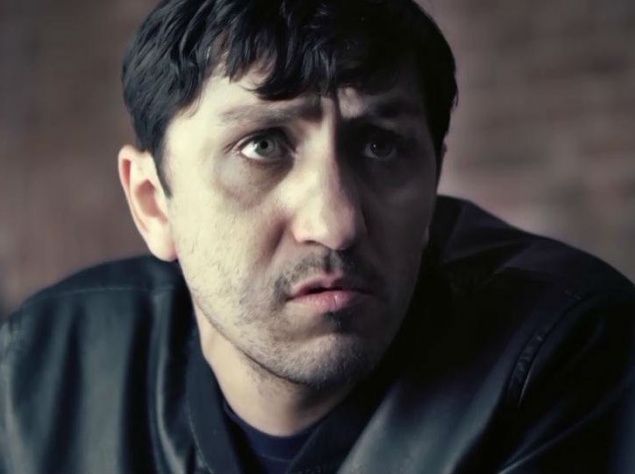 Криминальный экшн "Газгольдер". У Басты и его друзей произошел серьезный конфликт с могущественным кланом силовиков. Ребятам предстоит найти выход из сложившейся ситуации, включив всю мощь творческой энергии.