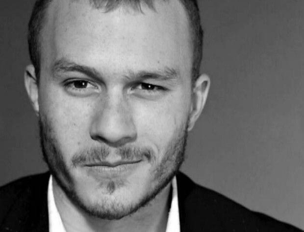 Воображариум доктора Парнаса (2009). Смерть Хита Леджера стала настоящим шоком. На фильм "Тёмный рыцарь" это не повлияло — сцены с Джокером были отсняты, но под угрозой оказался "Воображариум доктора Парнаса" Терри Гиллама. Леджер играл одну из главных ро