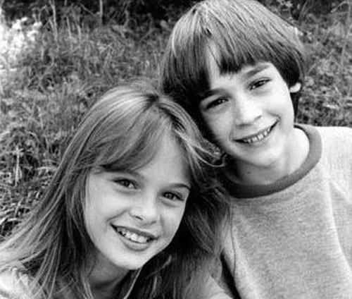 Актёры. Как ни странно, никто из звёздного детского трио — ни Ноа Хэттуэй, ни Тами (Тамар) Стронак, ни Баррет Оливер, - большой актёрской карьеры не сделали. Тами Стронак и Баррет Оливер. Тами Стронак (Императрица) сниматься дальше, по сути дела, запретил