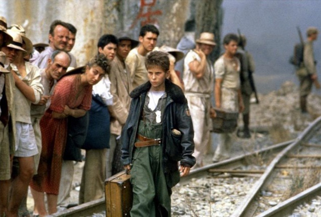 Кристиан Бэйл в фильме "Империя солнца".