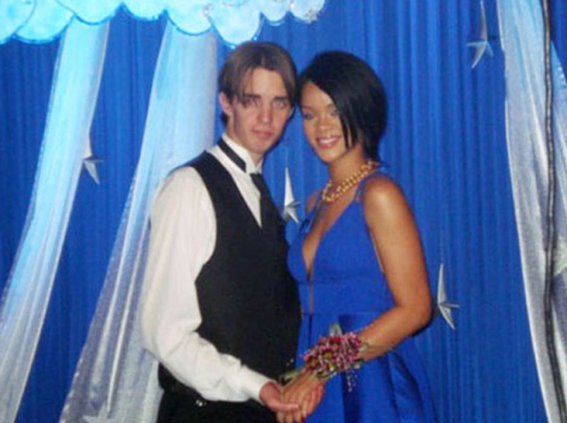 Рианна на выпускном