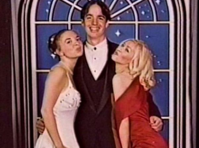 Кристина Агилера на выпускном