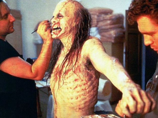 Урод из замка / Castle Freak (1995) Урод из замка / Castle Freak (1995)