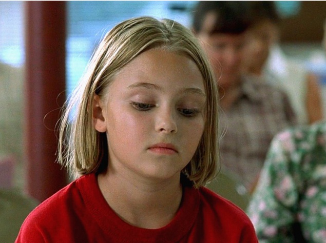 2005 год в фильме "Благодаря Винн Дикси".