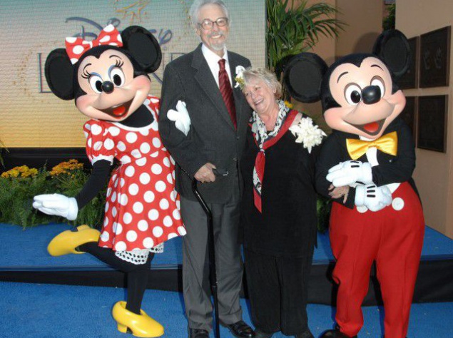 Люди, которые озвучивали Минни и Микки Мауса, женаты в реальной жизни. Люди, которые озвучивали Минни и Микки Мауса, женаты в реальной жизни.