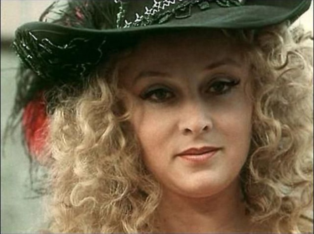 Маргарита Терехова: "Счастье в детях". Главная роль: Миледи в фильме "Д'Артаньян и три мушкетера".