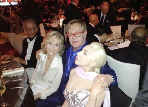 У сыновей Элтона Джона Закари и Элайджа крестная мама Леди Гага