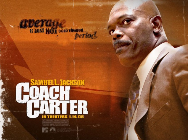 Тренер Картер. Томас Картер, 2005 год. Фильм о баскетбольном тренере школьной команды, главную роль в котором исполнил Сэмюэл Л. Джексон. История о неординарном решении тренера по баскетболу Кена Картера, согласно которому спортзал был закрыт для игроков  Тренер Картер. Томас Картер, 2005 год. Фильм о баскетбольном тренере школьной команды, главную роль в котором исполнил Сэмюэл Л. Джексон. История о неординарном решении тренера по баскетболу Кена Картера, согласно которому спортзал был закрыт для игроков