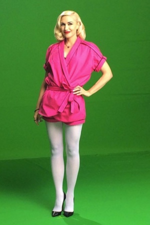 Гвен Стефани вдохновленно работает