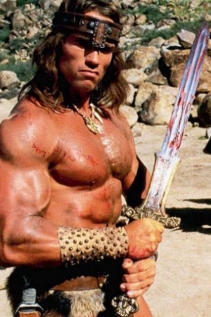 Арнольд Шварценеггер (Arnold Schwarzenegger). Арнольд Шварценеггер был не только губернатором Калифорнии – 66-летний актёр когда-то был бодибилдером, начавшим заниматься своим телом с подросткового возраста. Он затем, в молодом возрасте, начал участвовать