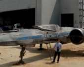 Истребитель X-Wing из седьмого эпизода "Звездных войн"