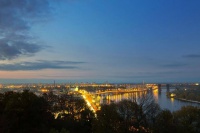 Самотній по контракту